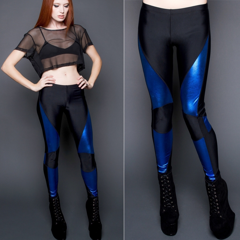 Lip Service Leggings - Picture 4 of 4